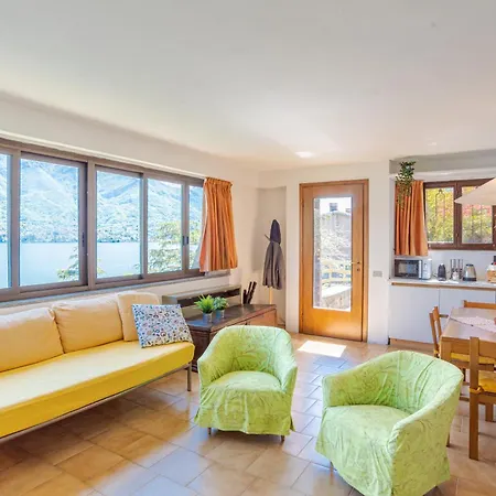 아파트 Limonta- Primula! Access To The Lake!