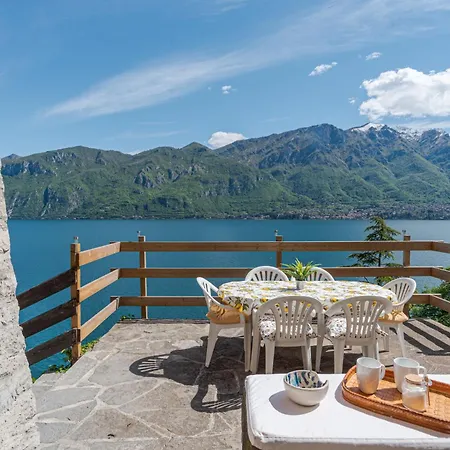 Limonta- Primula! Access To The Lake! 아파트