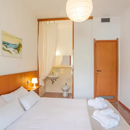 아파트 Limonta- Primula! Access To The Lake! Limonta